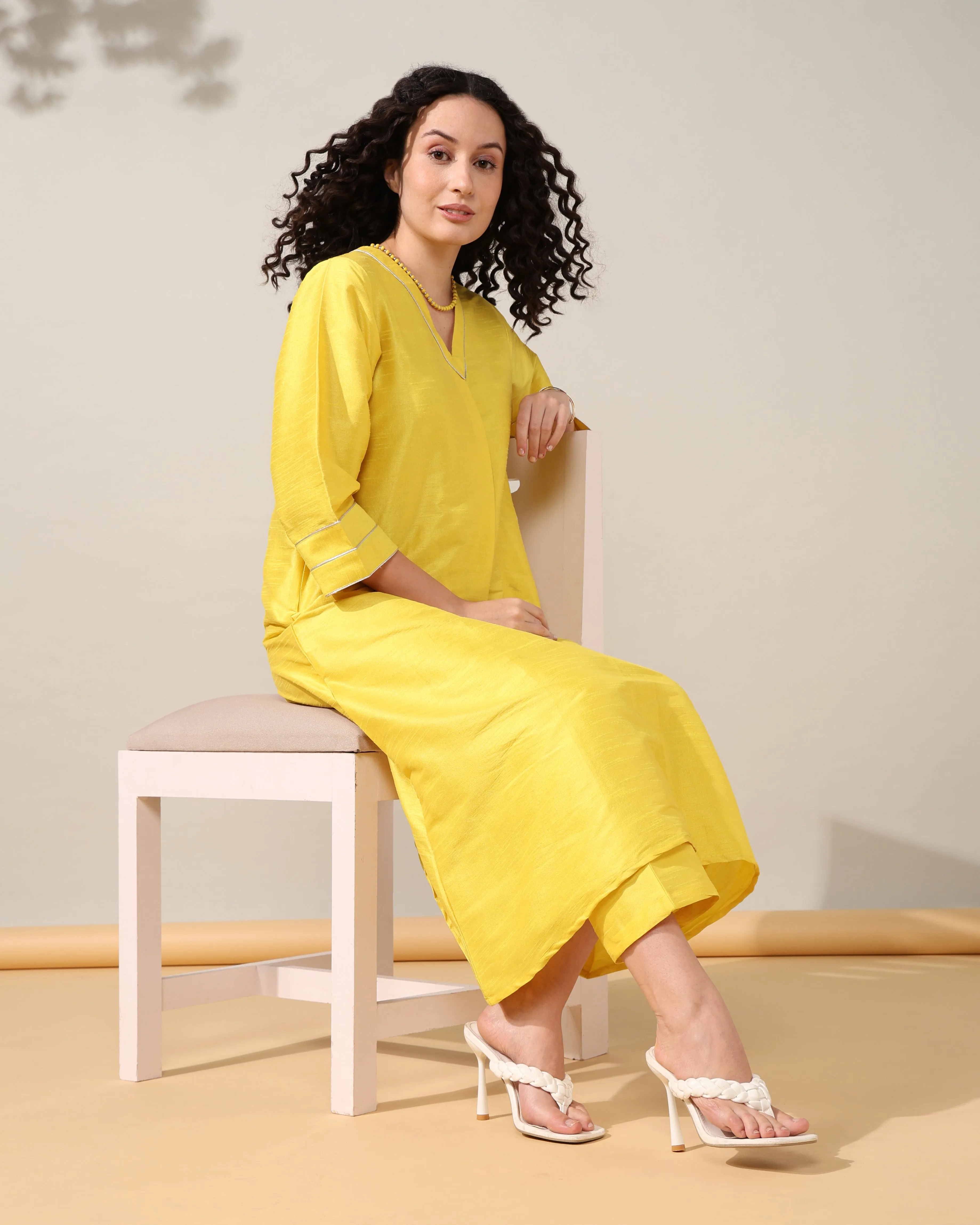 HOK ENSEMBLE - Yellow Dupion silk Suit set