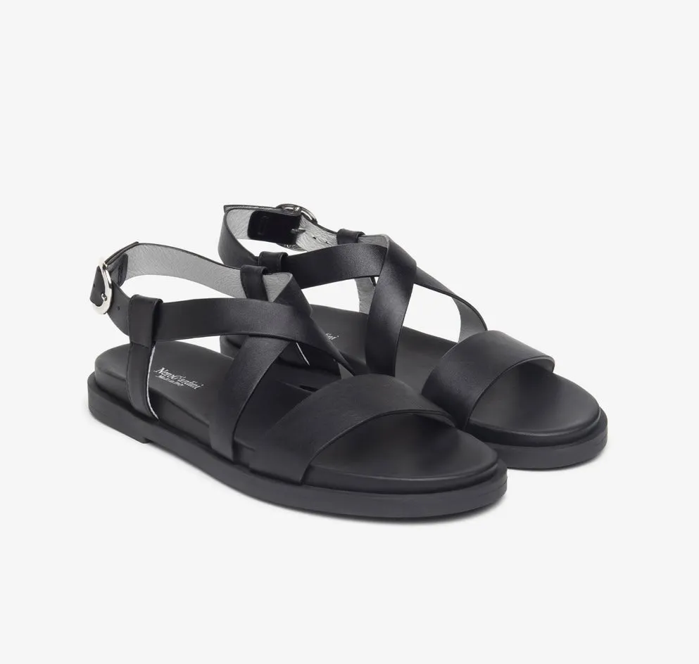 Nerogiardini black leather flat sandals