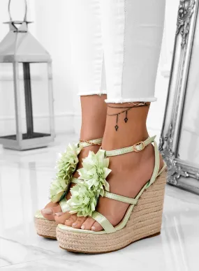 Sandali espadrilles verdi in raso con fiore applicato