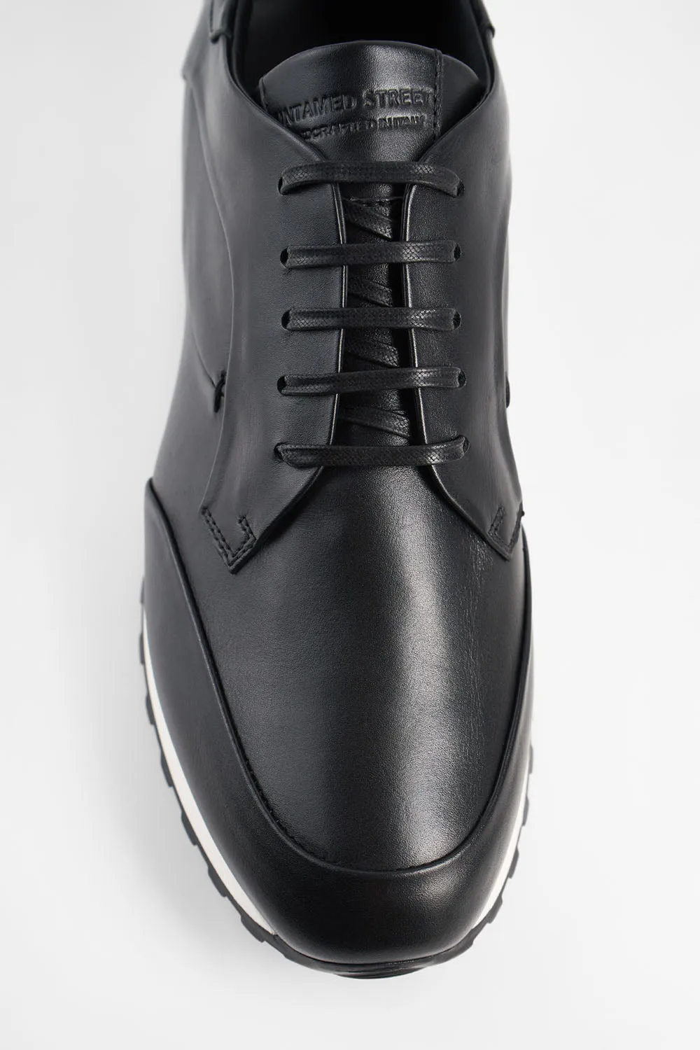 SOHO EDGE tuxedo-black patina runners.
